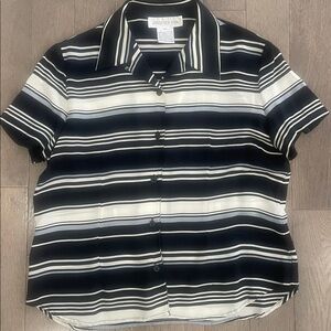 Jones New York 100% Silk Women’s  Striped Black and White Shirt Short Sleeve